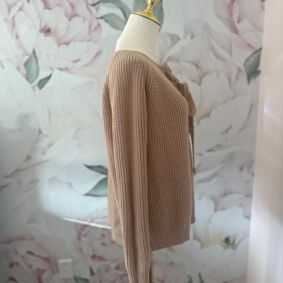 Windsor Camel Women's Fall Sweater in Size Small - Picture 11 of 16